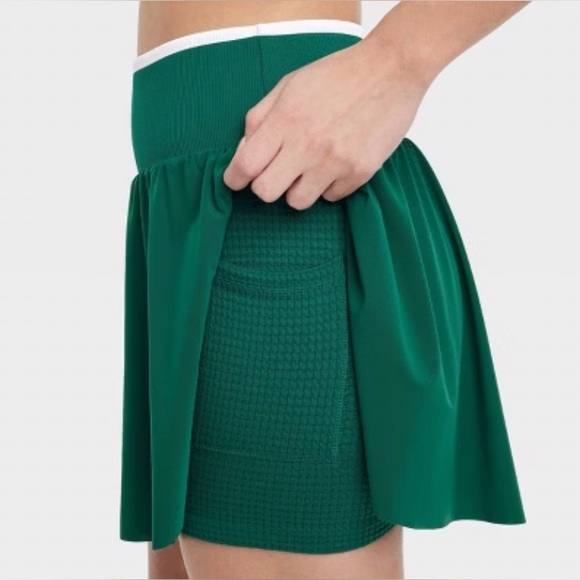 All In Motion Skort Women's Medium Dark Green High-Rise Knit Shorts Skirt NWT - Picture 5 of 11